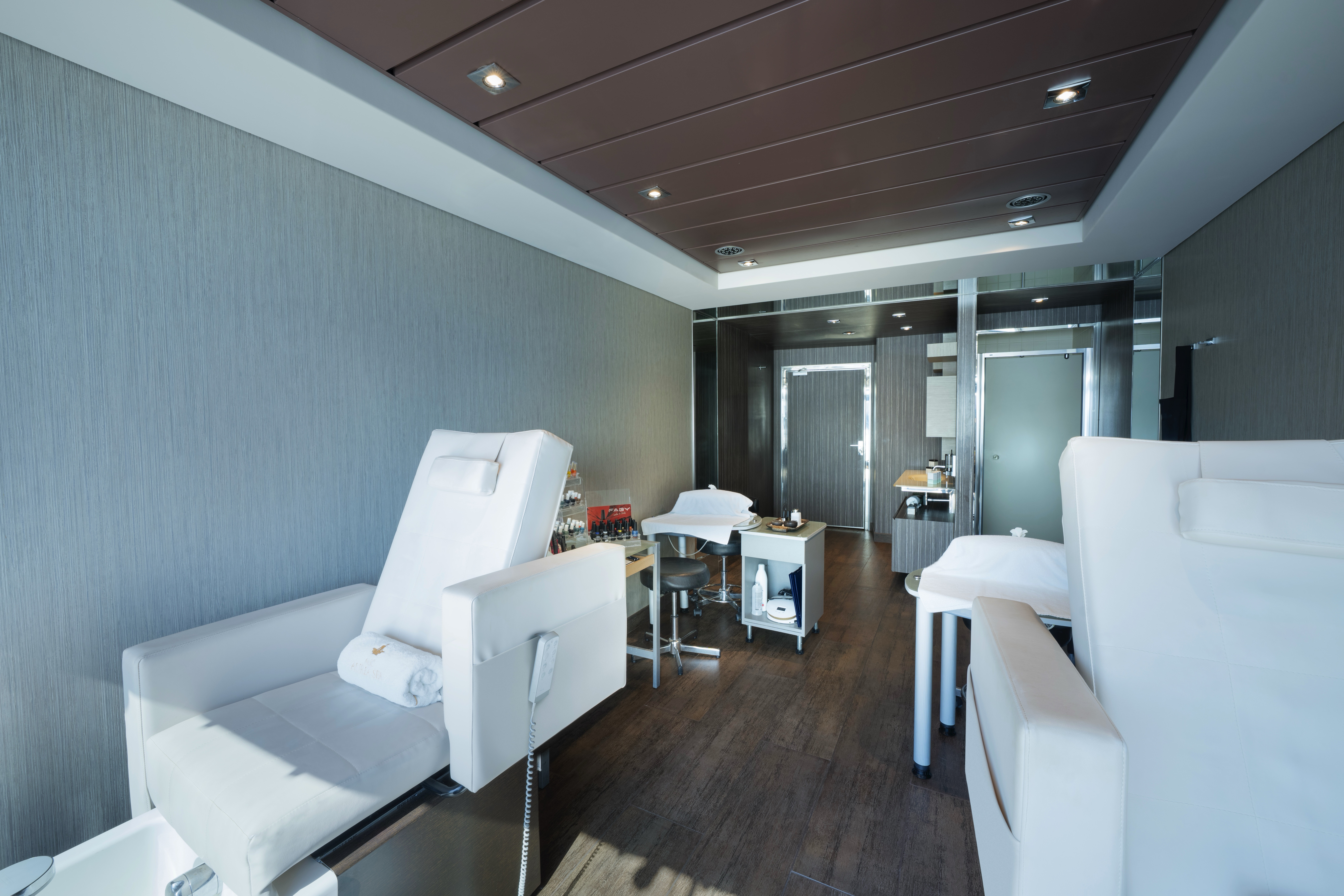 MSC Divina - Beauty Salon